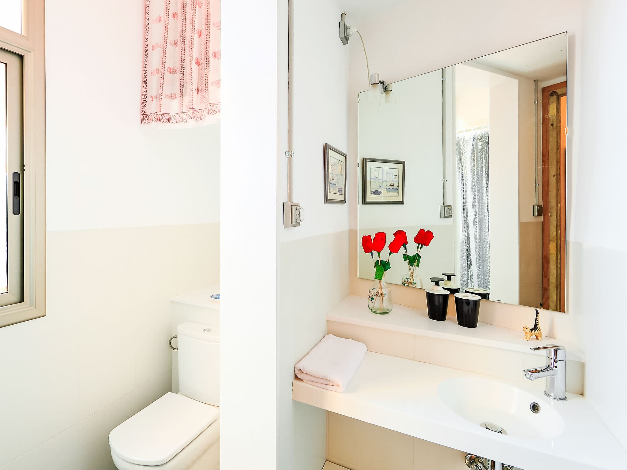 Property gallery — 4
