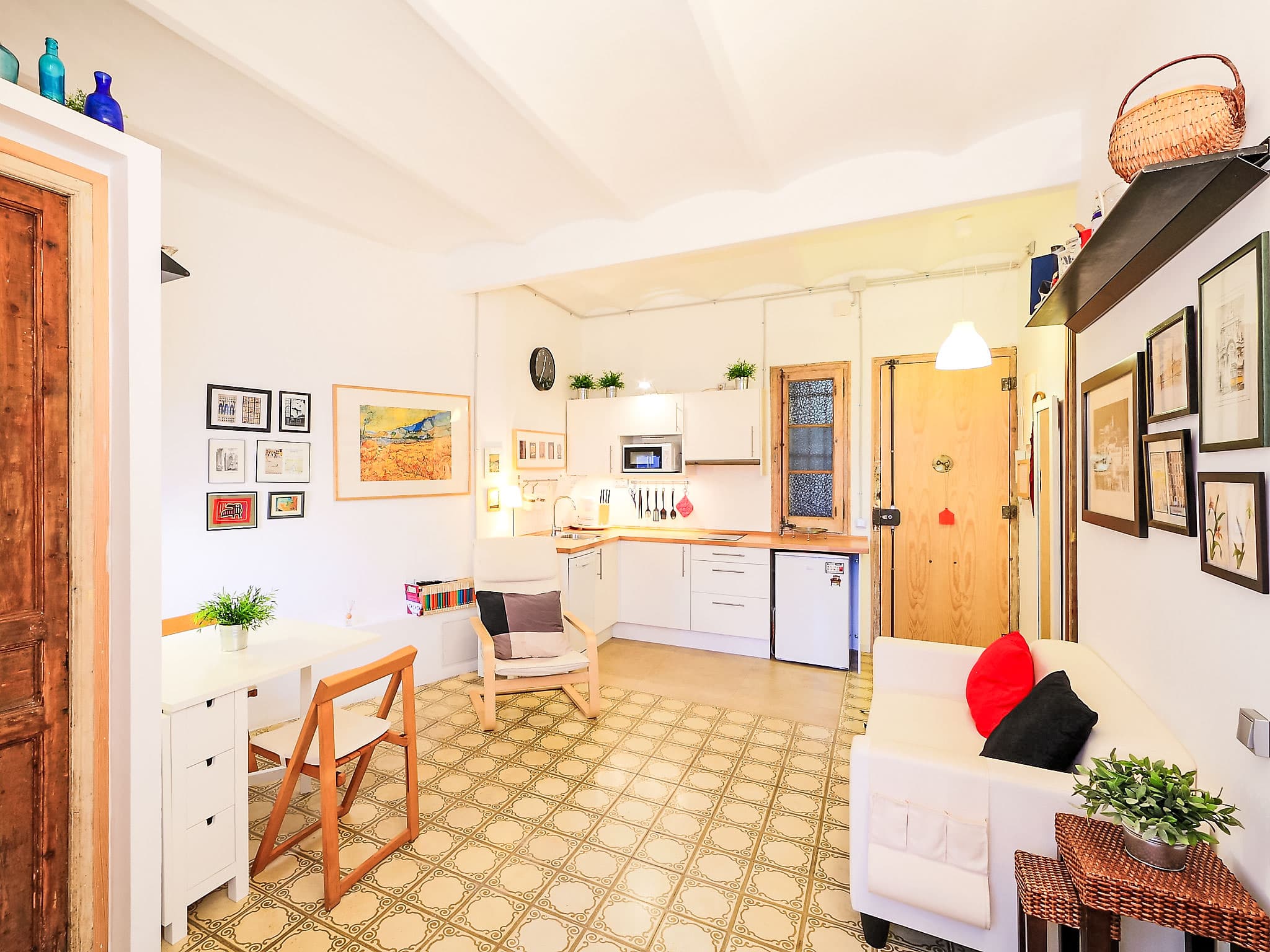 Property gallery — 1