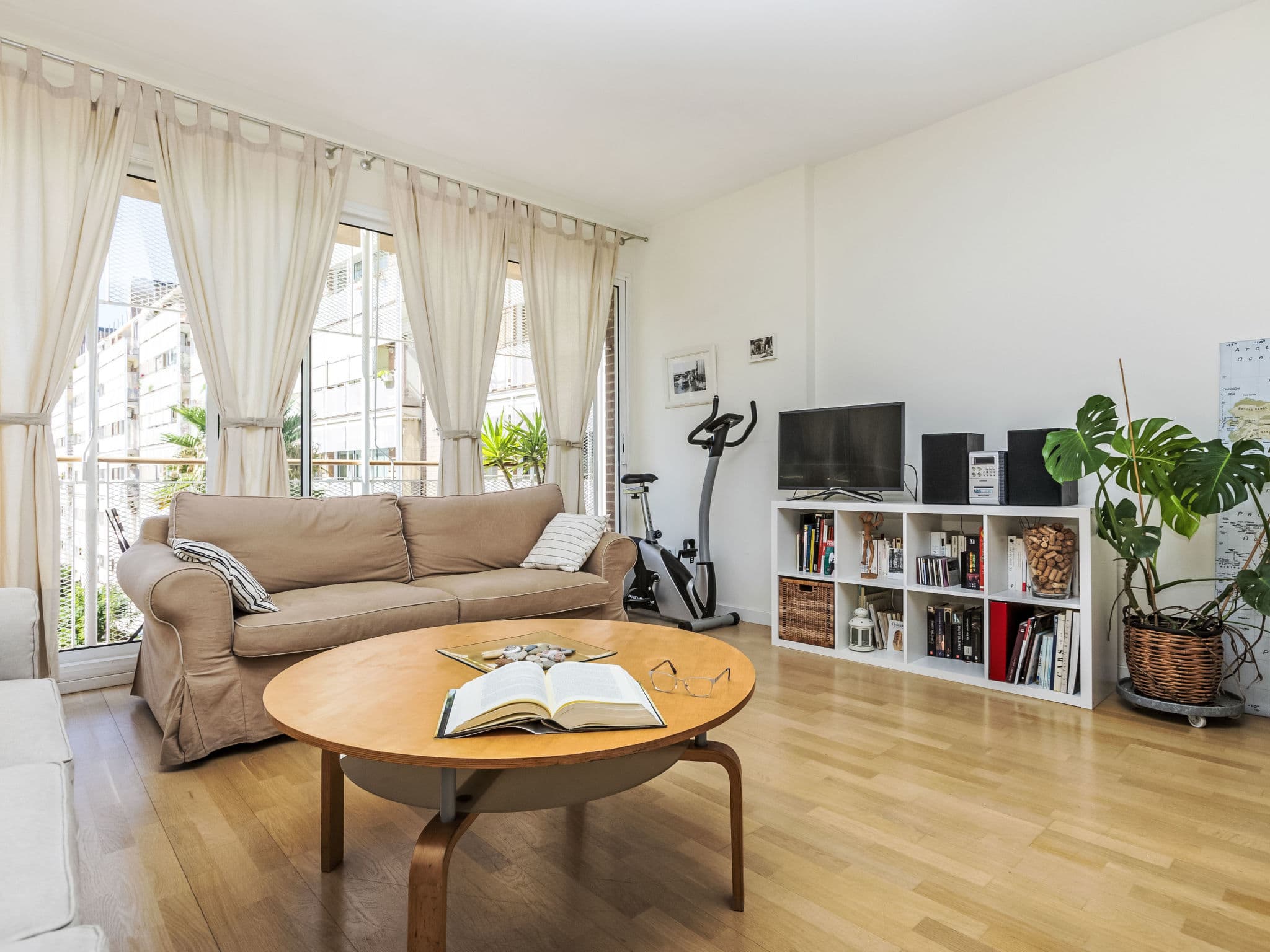 Property gallery — 1