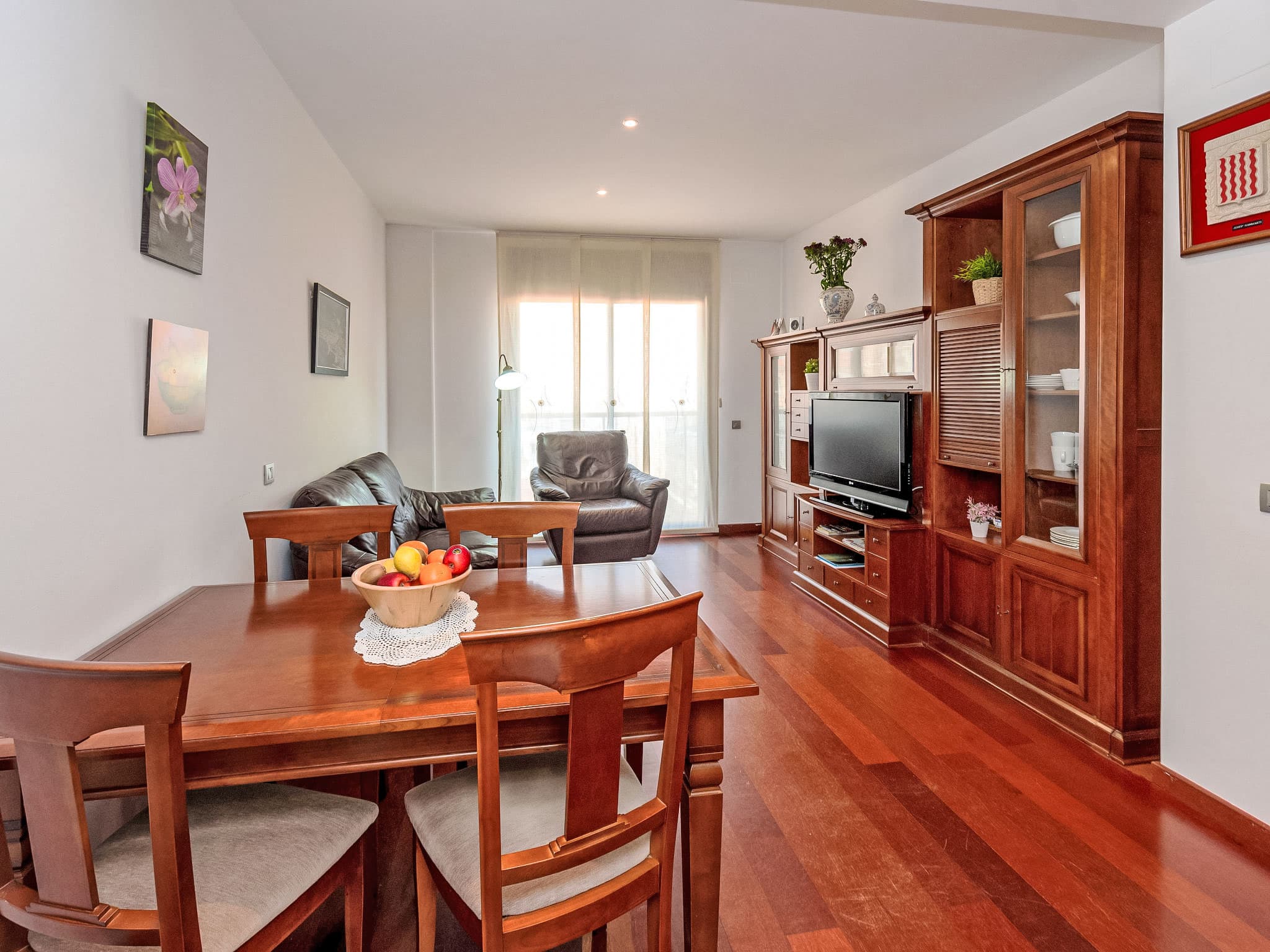 Property gallery — 5