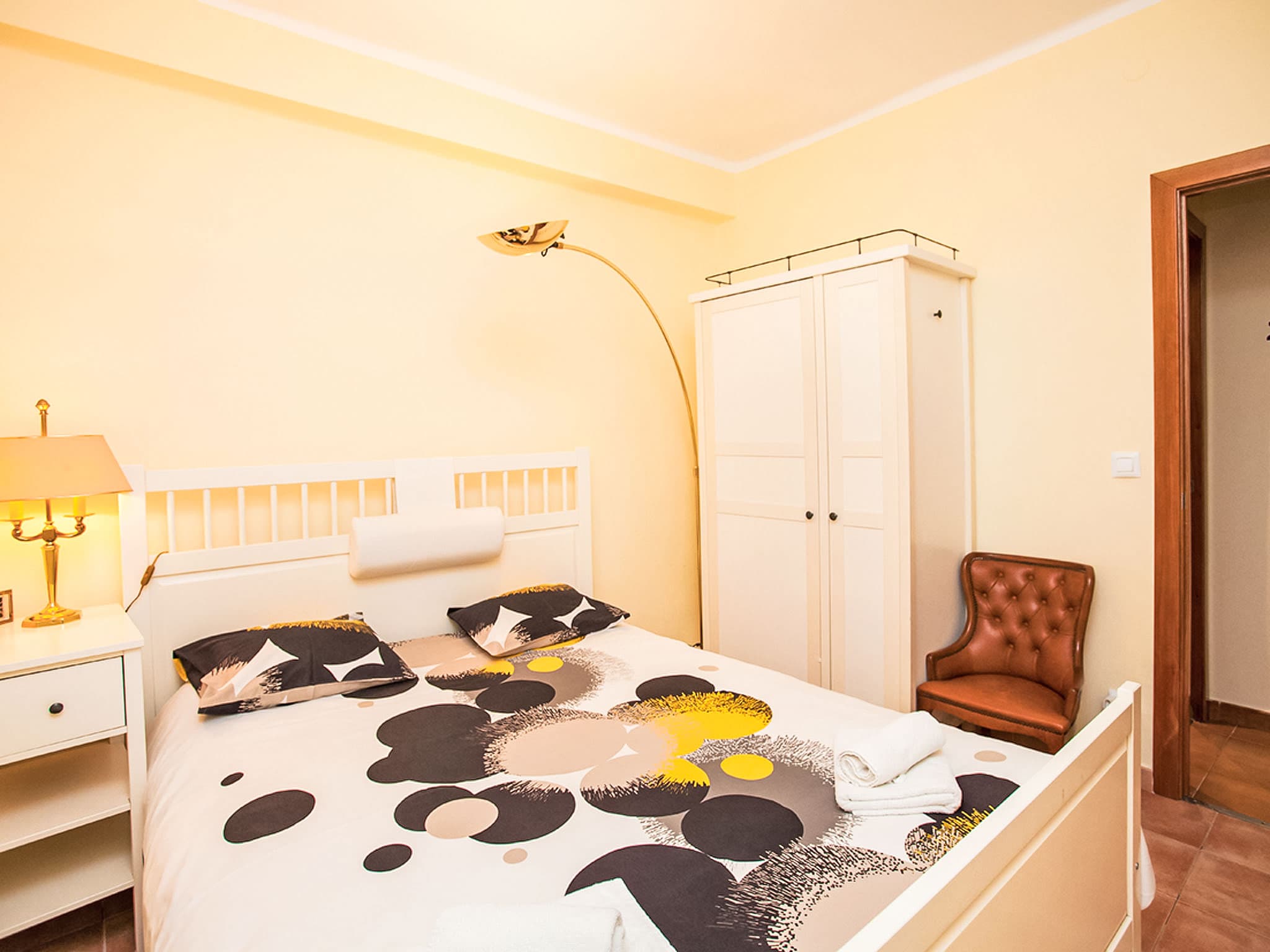 Property gallery — 4