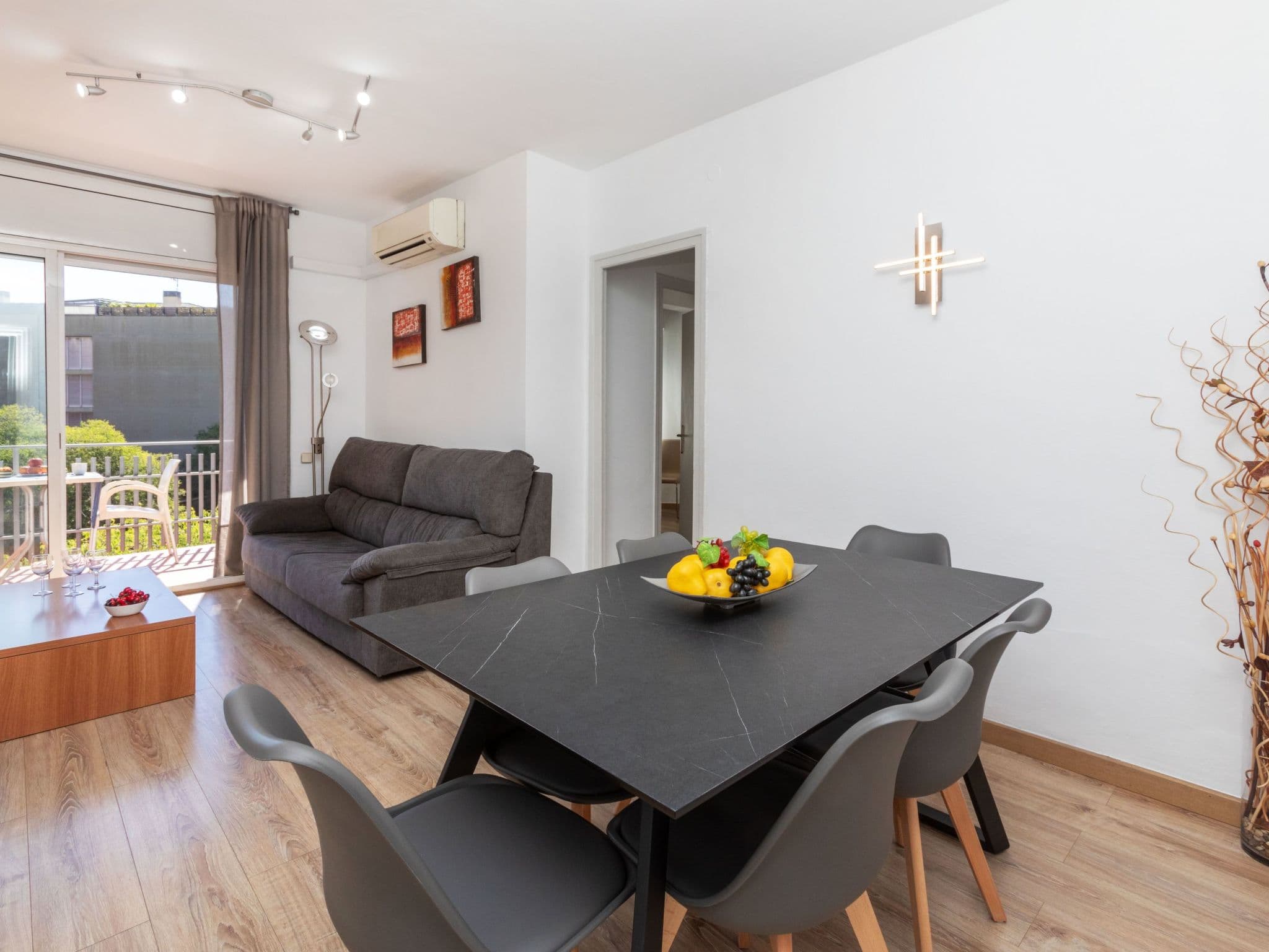Property gallery — 1