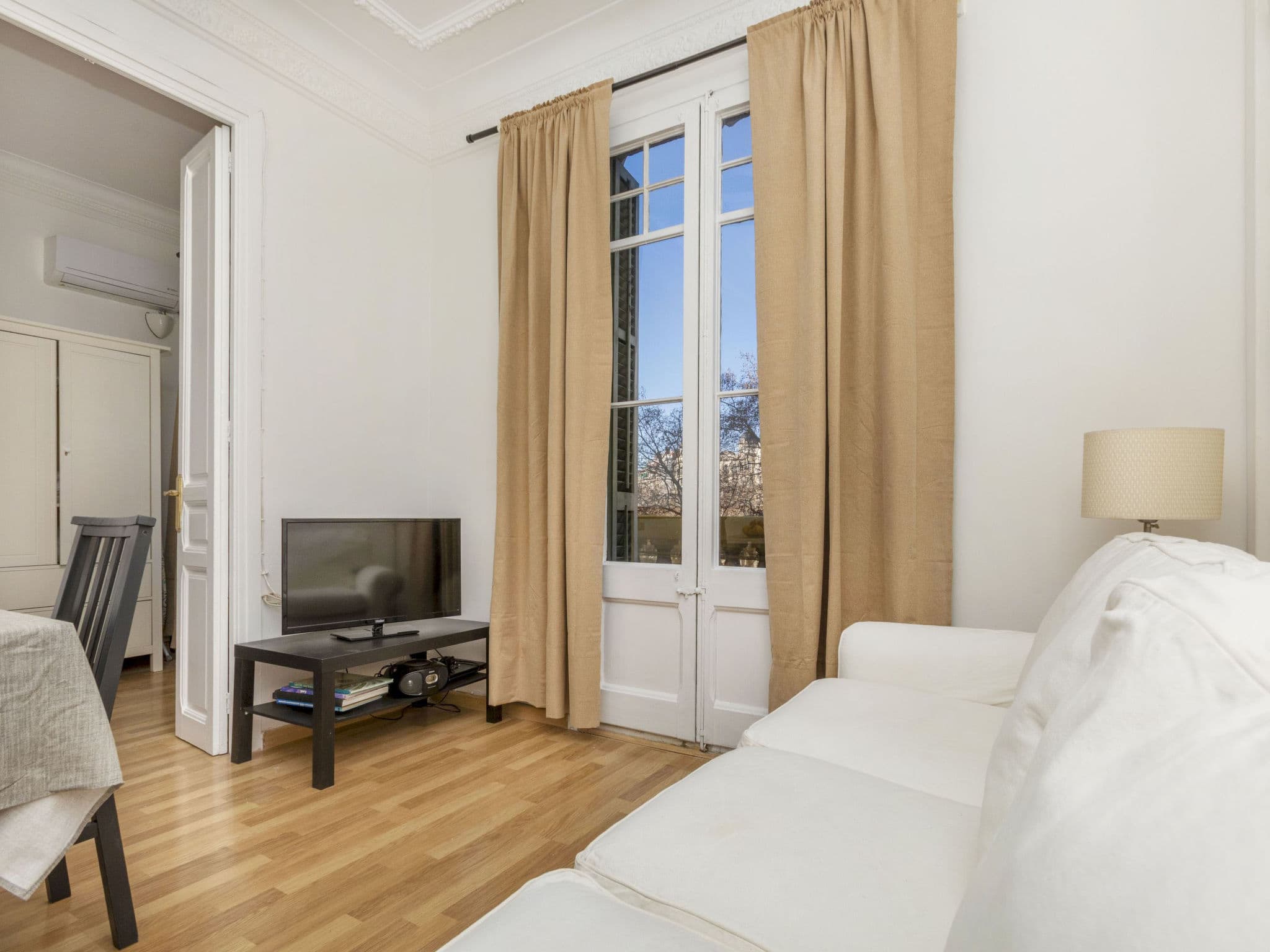 Property gallery — 1