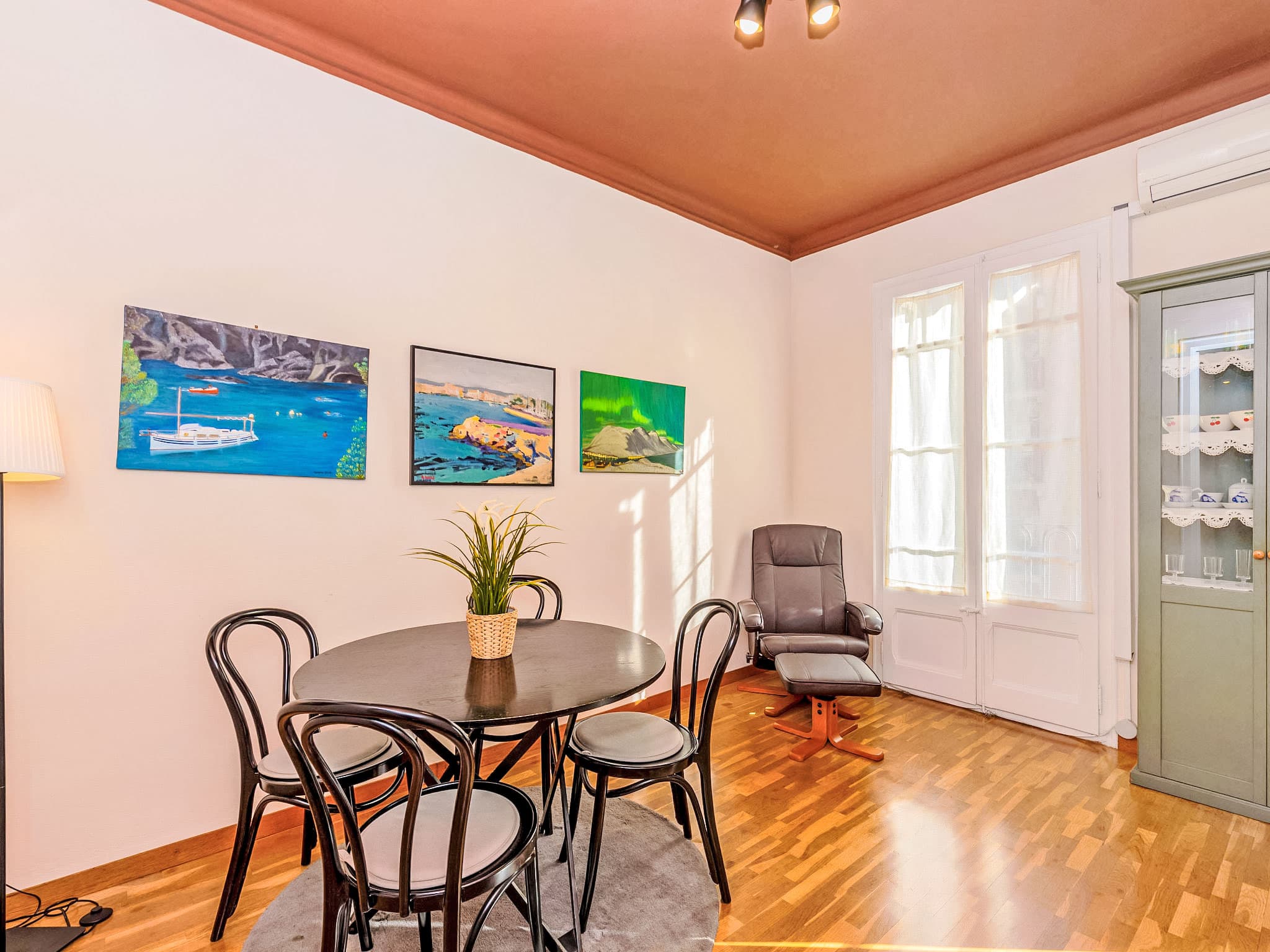 Property gallery — 1