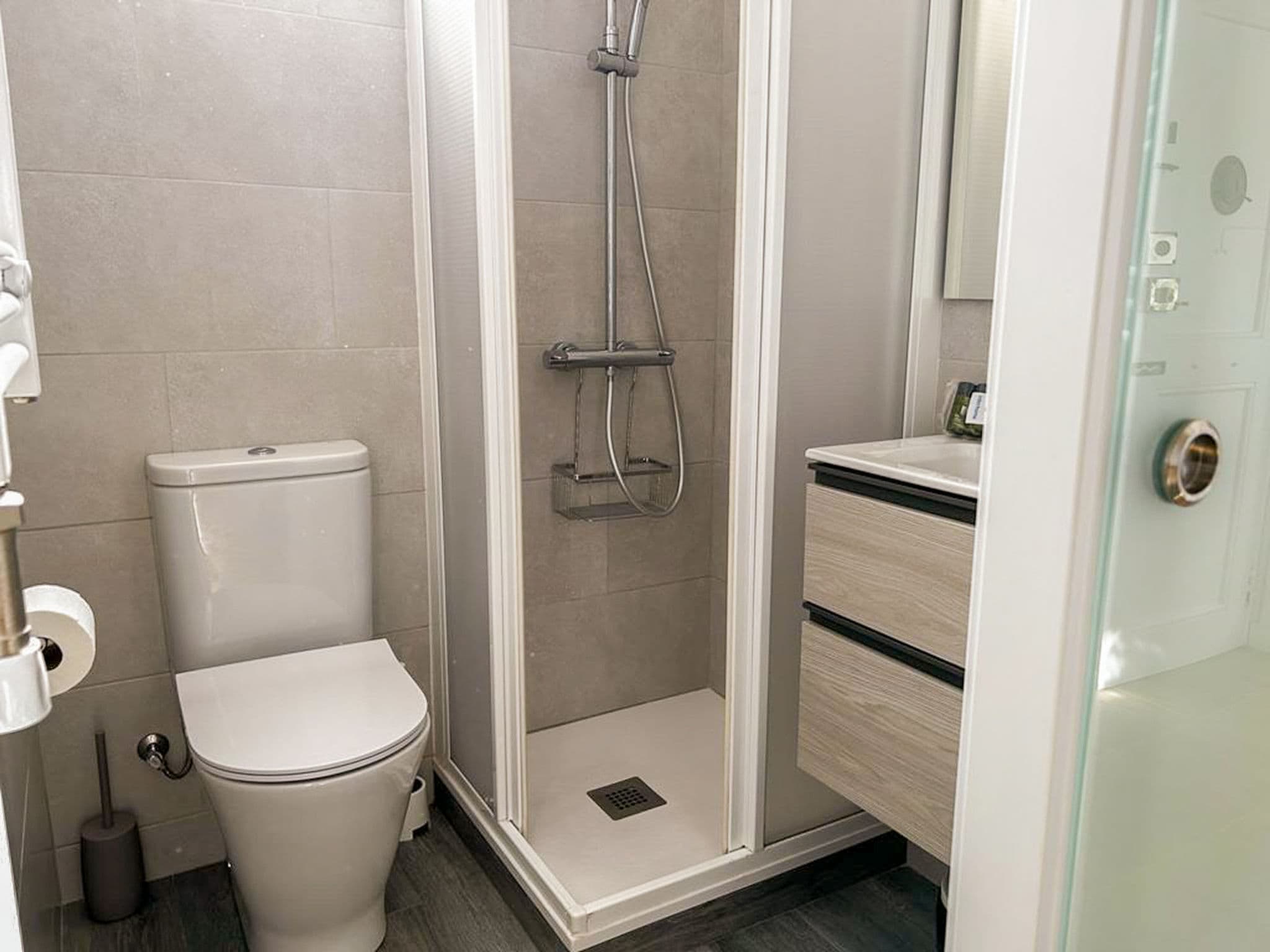 Property gallery — 4