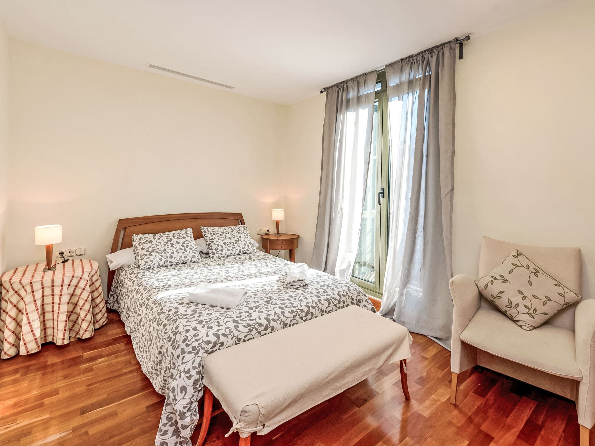 Property gallery — 4