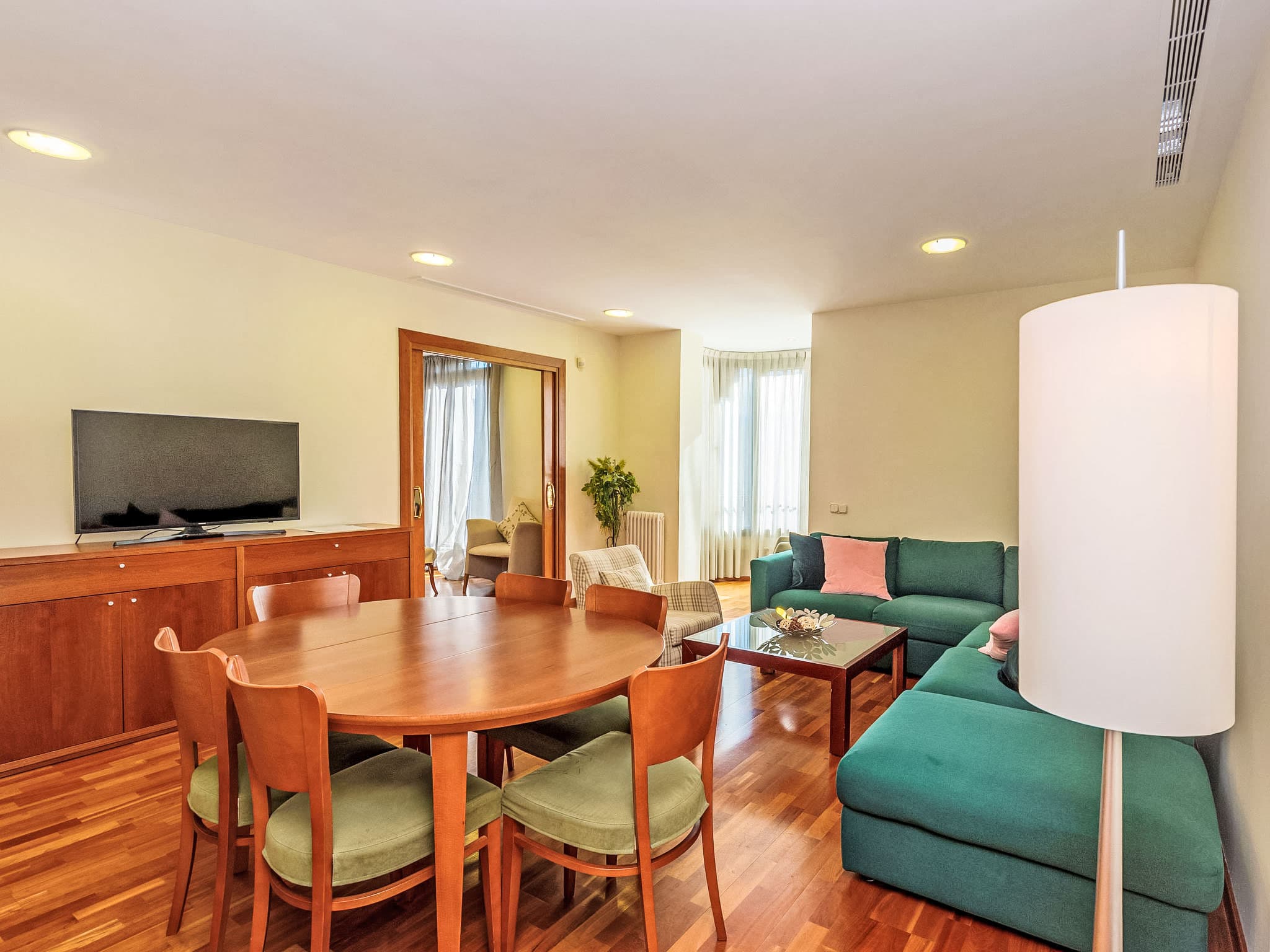 Property gallery — 5