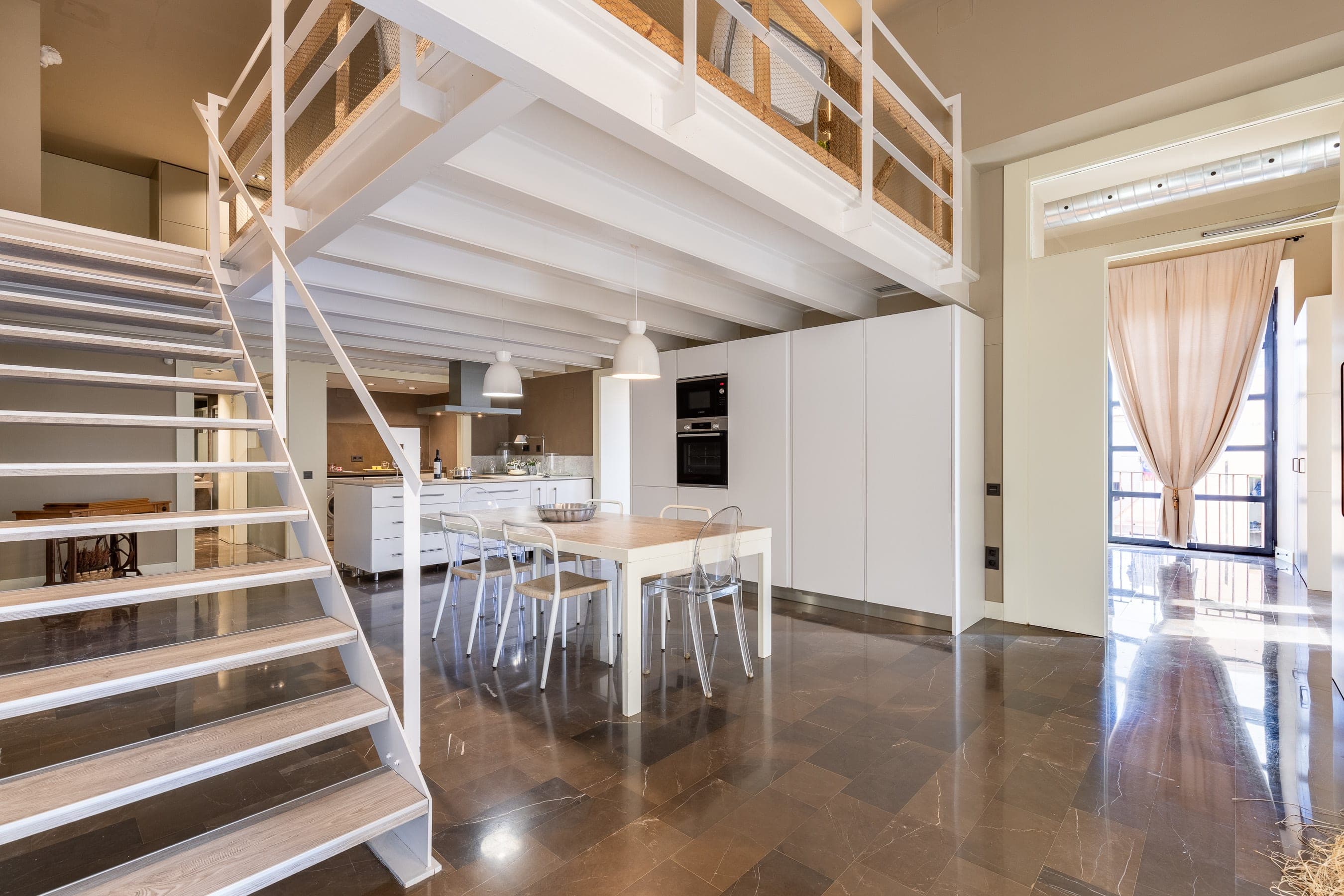 Property gallery — 4