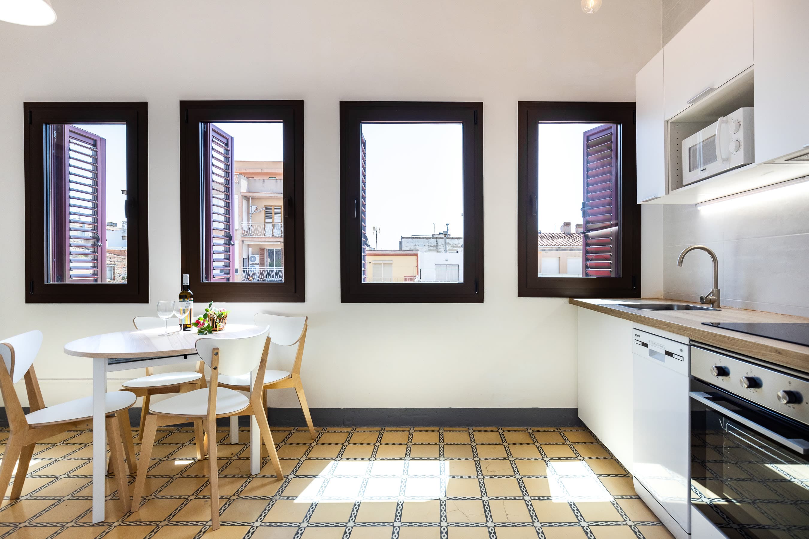 Property gallery — 1