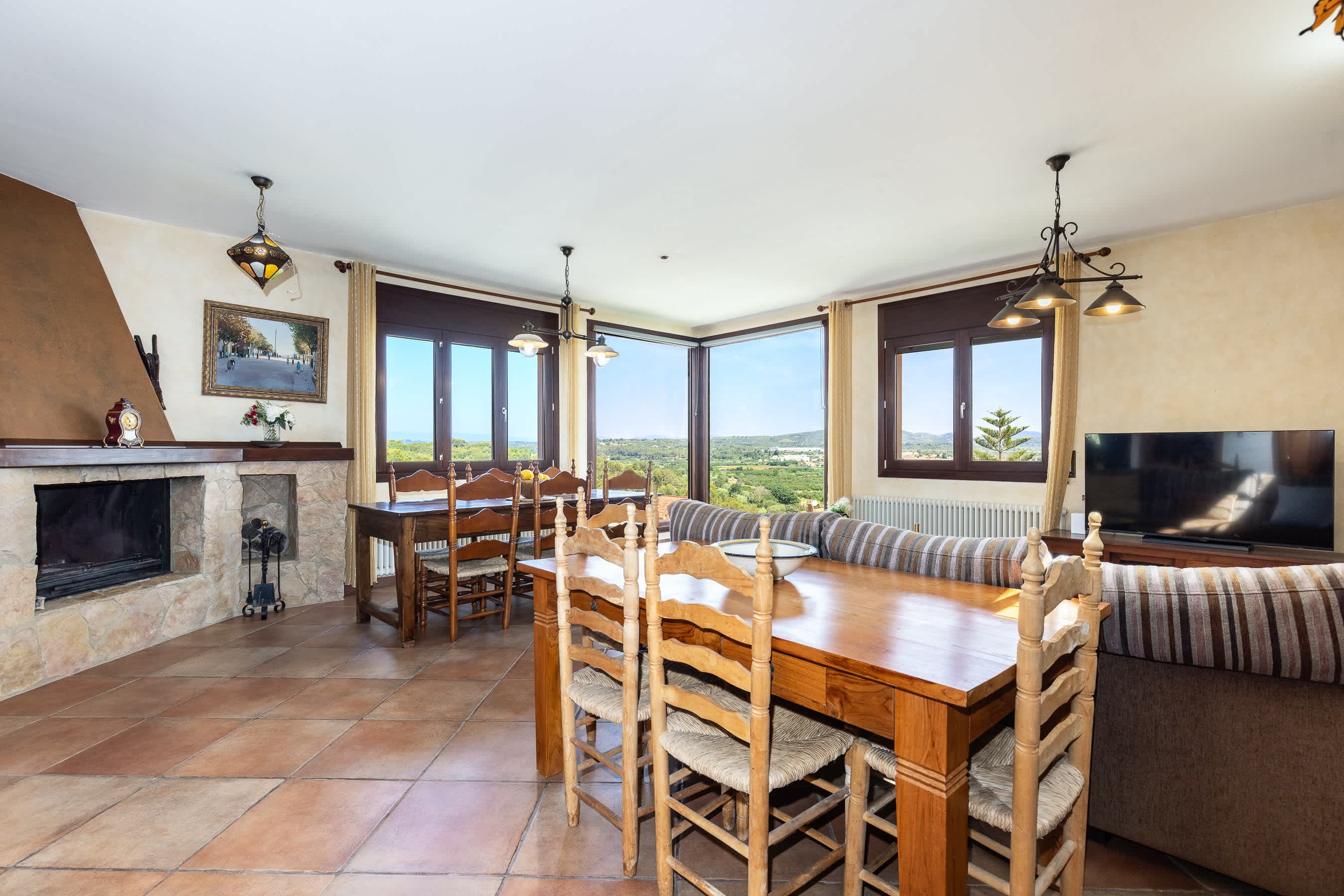 Property gallery — 4
