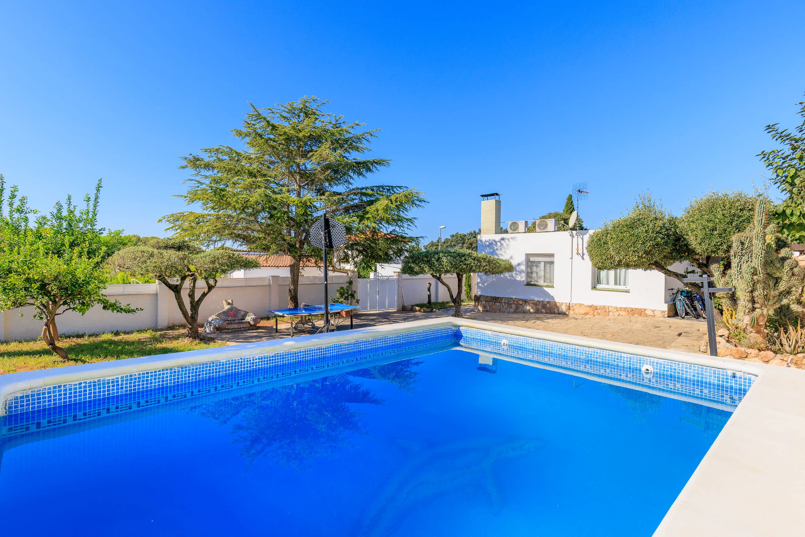 Property gallery — 1