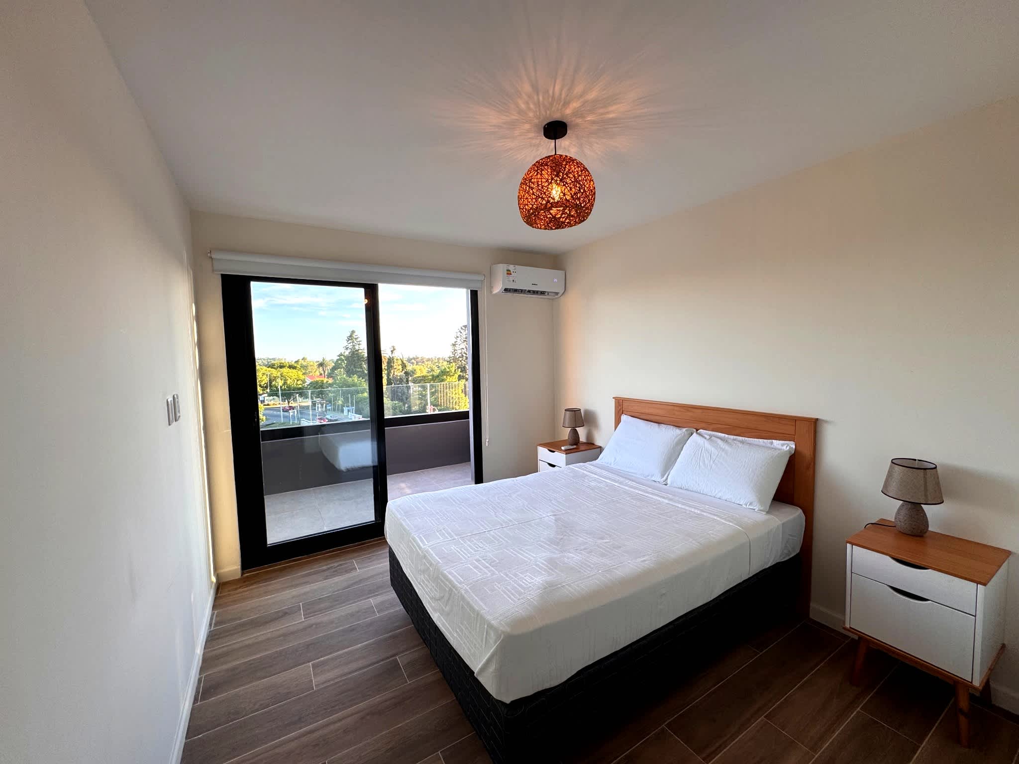 Property gallery — 4