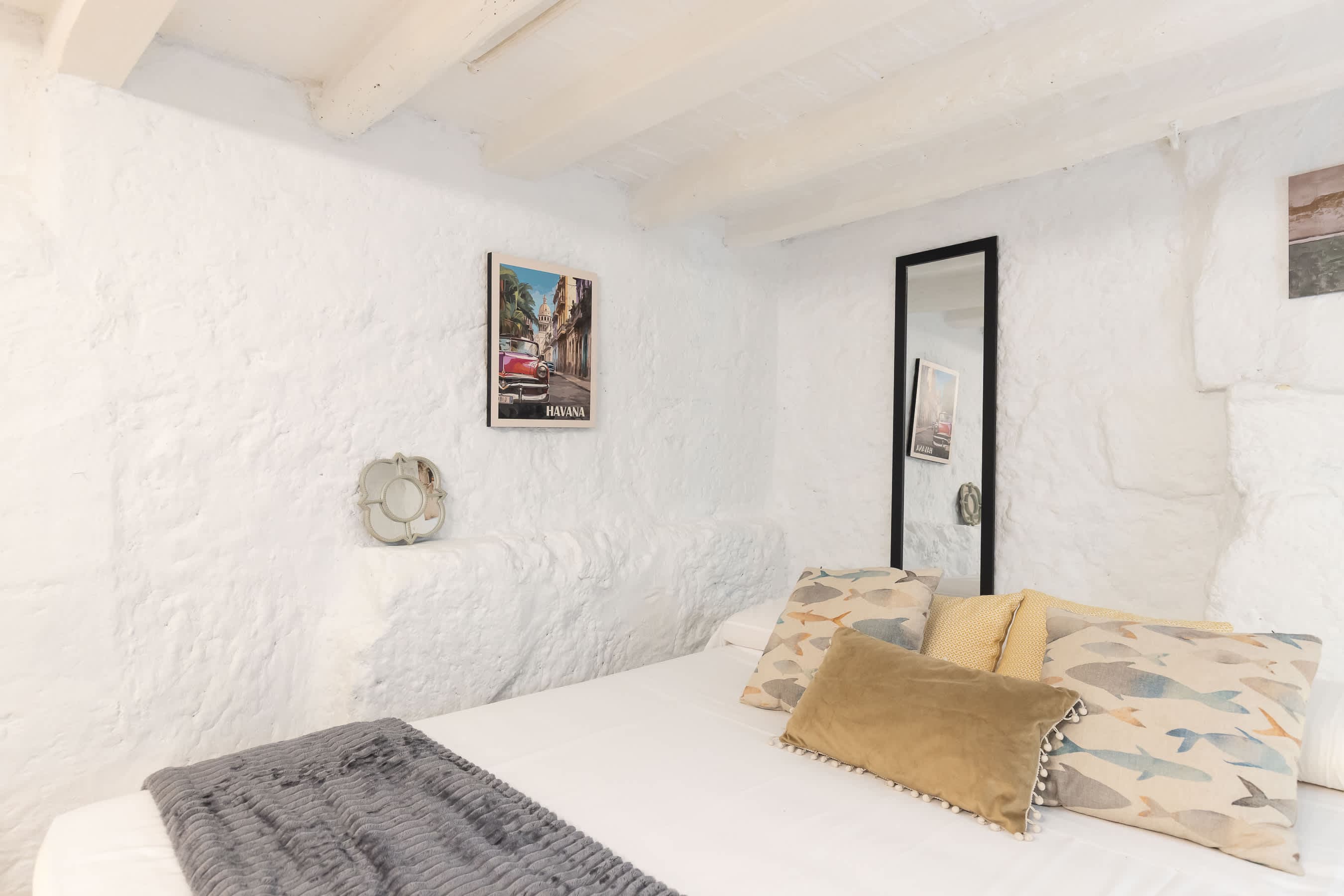Property gallery — 3